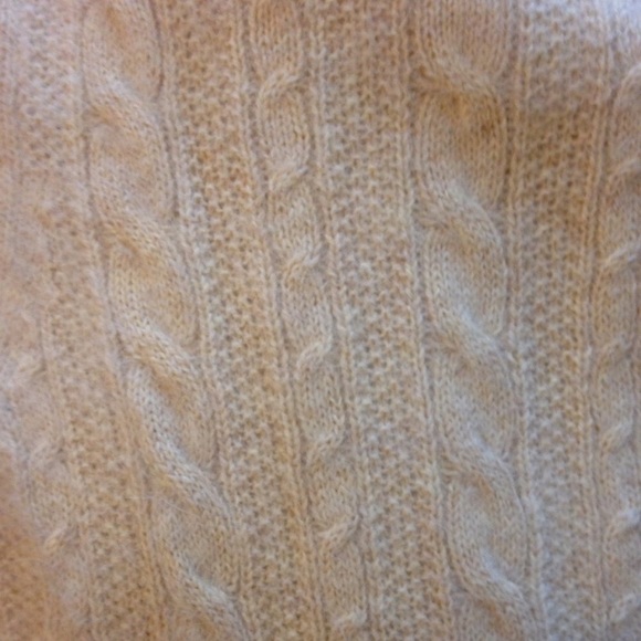 Vineyard Vines Cowl Neck Cream Sweater - Picture 7 of 7